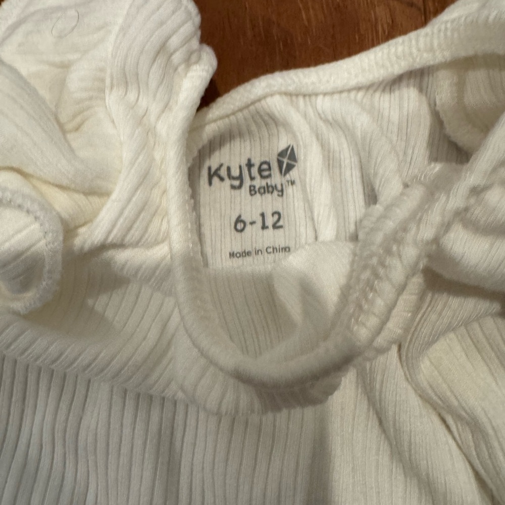 Kyte BABY Ribbed Long Sleeve Ruffle Leotard - Picture 3 of 4